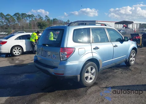 2011 Subaru Forester 2.5X z USA, uszkodzony, nr VIN JF2SHABC5BH716493